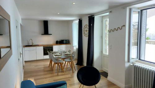 Le Bompard 50 m2 Villa Art Déco Plein centre avec jardin - Photo 2