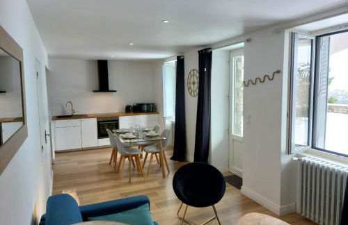 Le Bompard 50 m2 Villa Art Déco Plein centre avec jardin - Photo 2