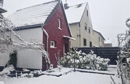 Charmantes 2-Etagen Häuschen- Köln-Phantasialand - Foto 23