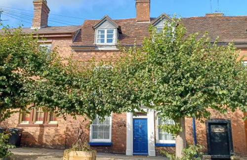 Ellinor House - Photo 1