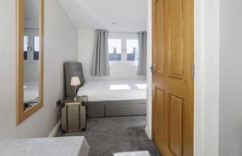 4 bedroom house close to Walmgate bar sleeps 7 - Foto 24