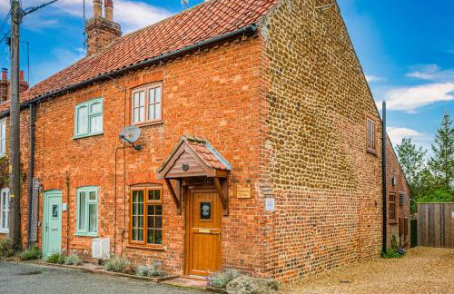 Strawberry Cottage Snettisham close RSPB and Wild Ken Hill - Crabpot Cottages Sheringham - Photo 17