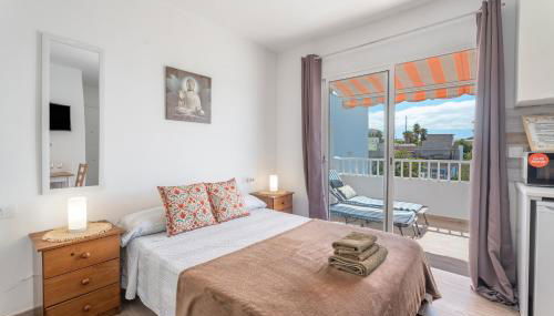 Céntrico Ático con Terraza Privada - Foto 3