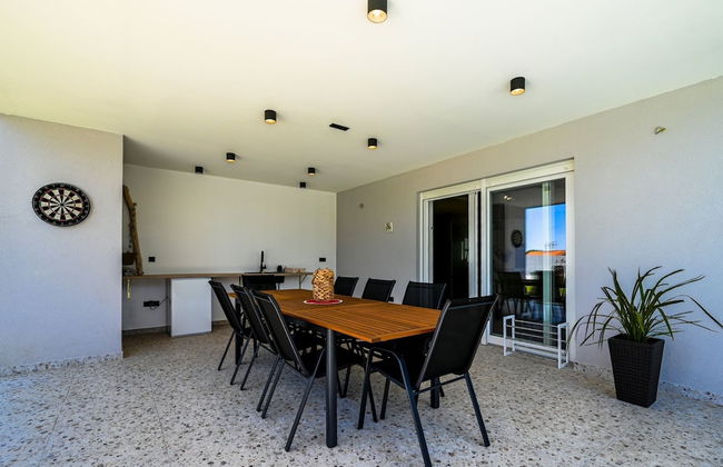 Matohanci Dazzling Villa With Pool - Foto 34