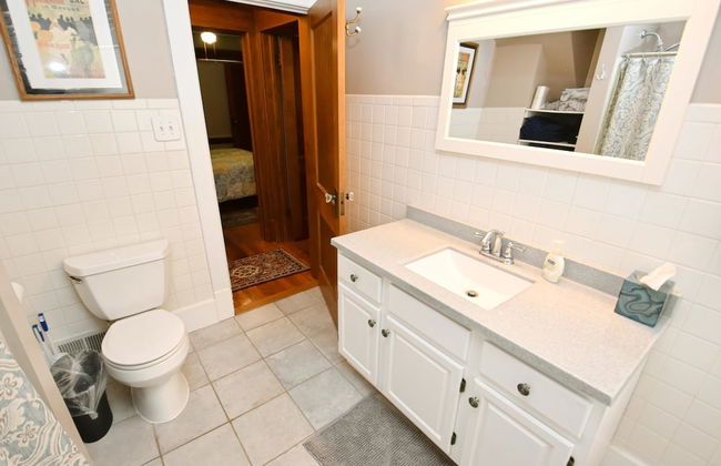 Updated Bungalow Steps to Notre Dame 410 - Foto 24