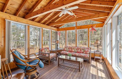 Lovely House 5 Min to Beach with Deck Grill and Garage - Foto 4