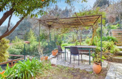 3 Bedroom Awesome Apartment In Camogli - Foto 1