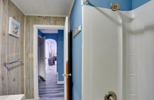 9 Mi to Hersheypark Spacious Home with Deck - Foto 16