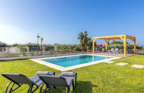 Villa Sandi with Private Pool - Foto 2