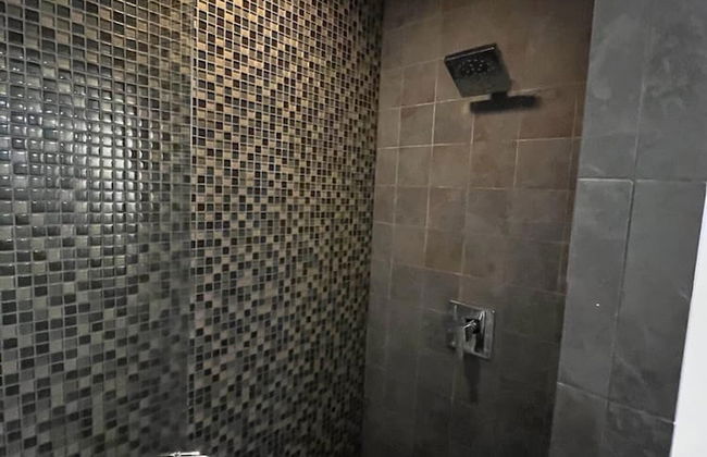 Luxury 2 Bedroom apt With Exposed Brick Downtown - Foto 7