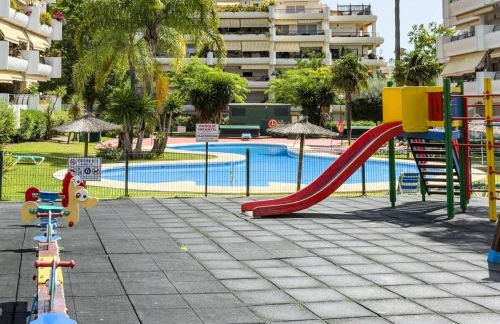 Guadalmina Golfside Residency - Free Parking - Photo 35