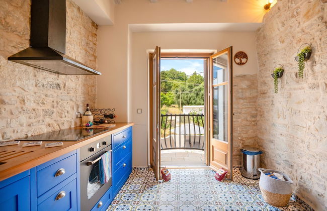 Bee Tree Villa in Corfu - Photo 12