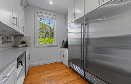 Private Resort Mansion with Pool - Foto 45