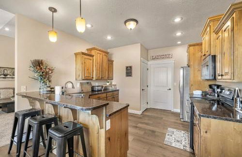 Teton Harmony by KABINO Hot Tub Pool Table Fire Pit Mtn Views 2 Levels 2 Living Rooms WiFi Grill - Foto 16