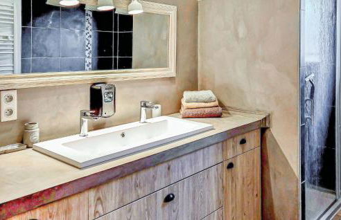 3 Bedroom Lovely Home In Goudargues - Foto 24