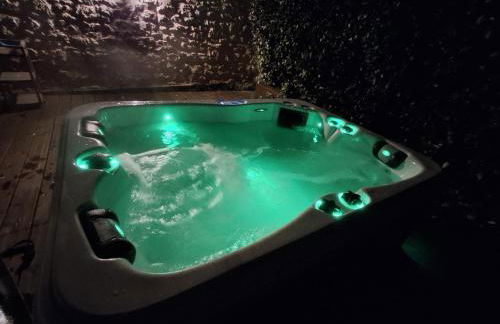 Le SPA d'Adélaïde son jacuzzi privé - Photo 16