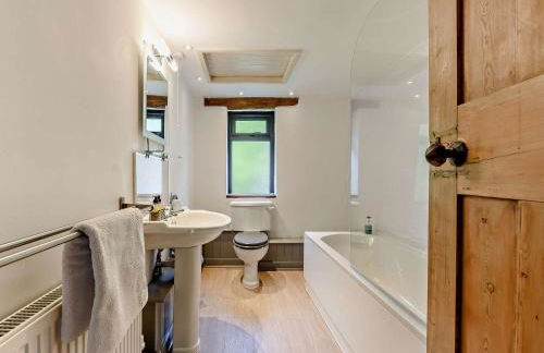 3 Bed in Cilycwm BN093 - Photo 19