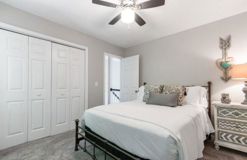 Explore Historic DT In This Cozy Open Air 5BR Stay - Foto 40