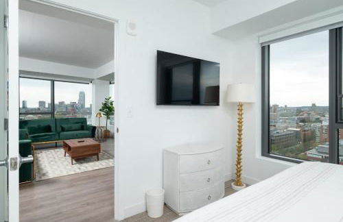 Central Serene Penthouse w King bed GYM Parking - Foto 33
