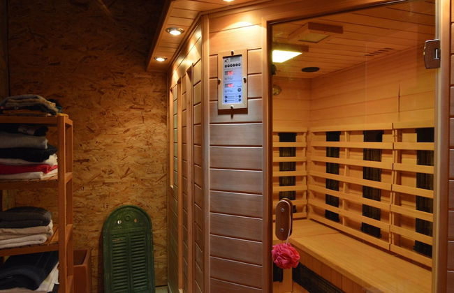 Holiday Home in Odeigne With Sauna - Photo 24