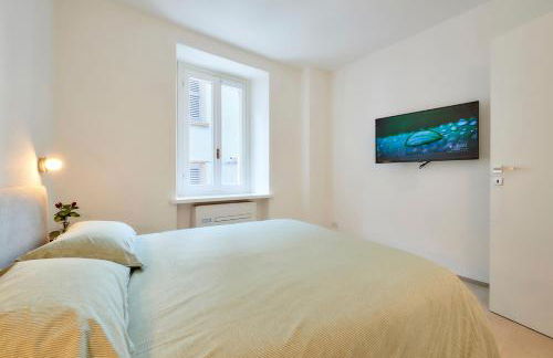 SISTERS' HOUSE - Foto 27