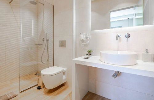 Blue Velvet Coast Luxury Villas - Photo 8