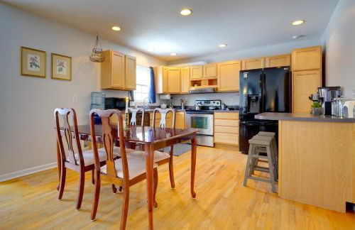 Group Getaway about 15 Mi to Charlottesville! - Foto 3