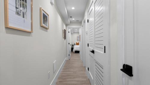 Central 2-BR City Sanctuary - Commuter-Friendly - Foto 2