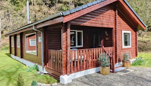 Willow Lodge - Photo 1