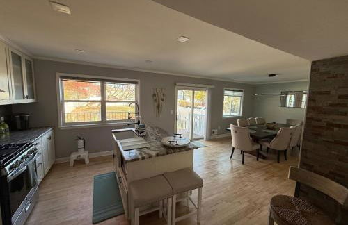 Ground-level bed bath house1mi to the beach sleep8 - Foto 20