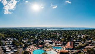 La Réserve 4 étoiles à Gastes emplacement 147 2CH 1SDB 6 personnes - Foto 2