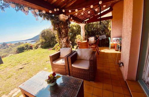 Panoramic Sea View Villa in private residence with pool - Photo 37