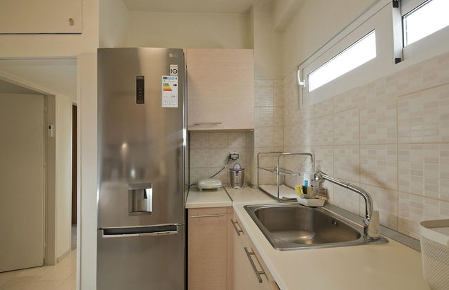 Lucyzen in Vouliagmeni - Foto 15