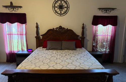 LARGE 2bed 1bath Near Beach & Downtown with KING BED - Foto 8