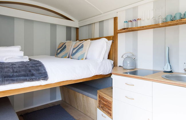 Gorgeous Shepherds Hut - Walk to Beach Pub - Foto 2