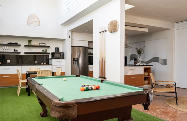 Vistamar Private Waterfront Home Pool - Photo 6