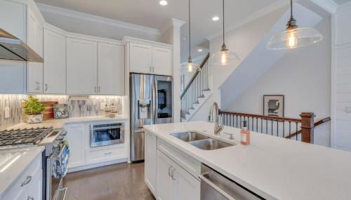 Waterside Retreat, Steps to River Street - Foto 3