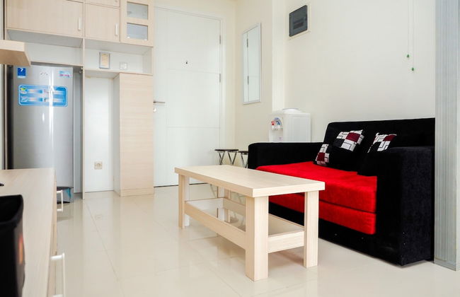 Comfortable 2BR Parahyangan Residence Apartment - Foto 1