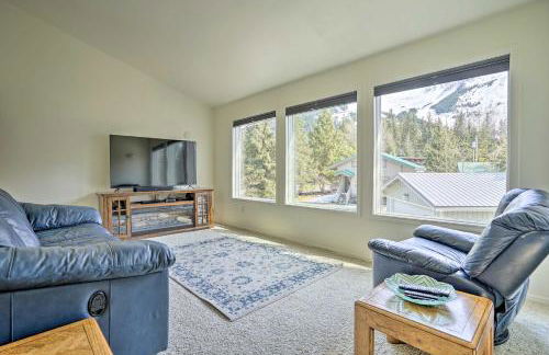 Cabin with Hot Tub and Views 1 Mile to Alyeska Resort - Foto 15