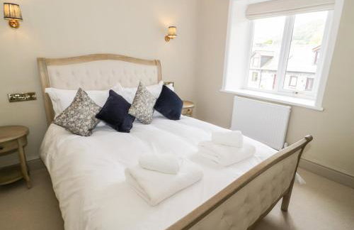 Gwern Borter Manor - Photo 34