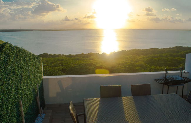 Beachfront Penthouses at Brisas by The Spot - Photo 27