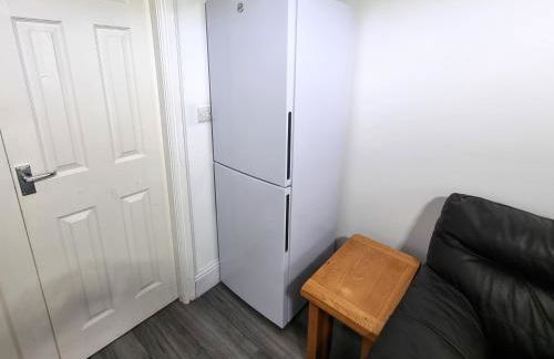 3 Bedroom House Perfect for Family Work Stays Easy Access to Manchester Oldham - Foto 13