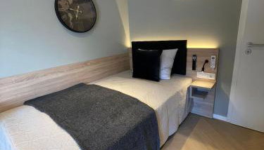 Five Studios - Premium Rooms with King Size Bed, Kitchen, AC, close to Ramstein Air Base - Foto 2