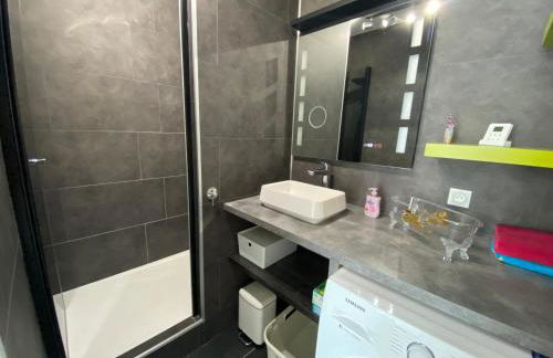 Victoria-T2-41m2-Balcon, wifi, linge, produits, ménage inclus - Foto 26