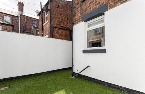 Modern & Stylish Home at the corner of famous Penny Lane in Liverpool - Foto 60