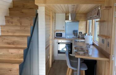 The Cedar Tiny House - Photo 7