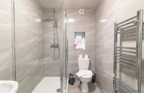 Comfortable 2BR Home 4 Beds Great for Small Groups - Foto 31