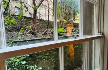 The Gardners apartment in City centre with parking - Foto 28