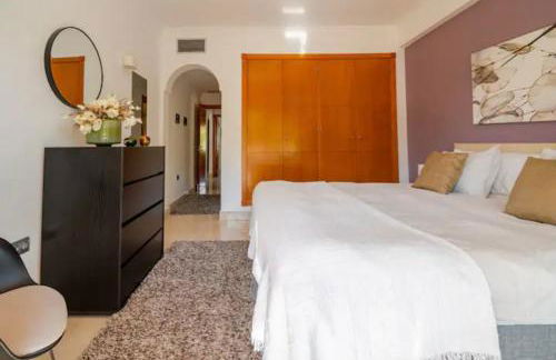 Luxury 2 bedroom apartment, close to the sea and the golf course, Aloha Hills Club Property - Foto 22