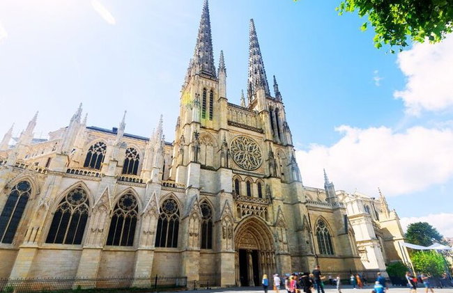 Bordeaux Exploration Game and City Tour on your Phone - Photo 11